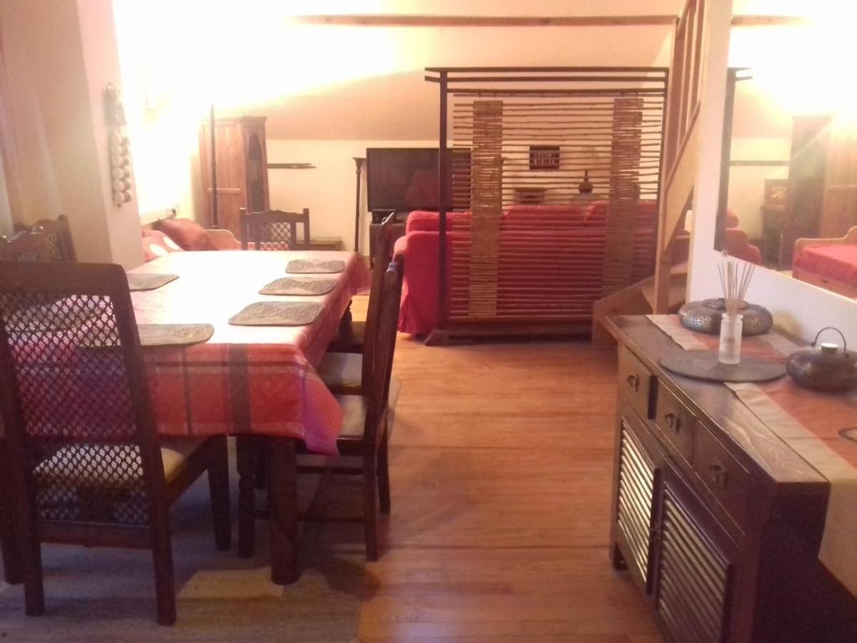 Appartement En Loft 50M2 Dans Maison Avec Chambre En Mezzanine Et Canapes Lits Dans Salon Saint-Pierre-de-Chartreuse Luaran gambar
